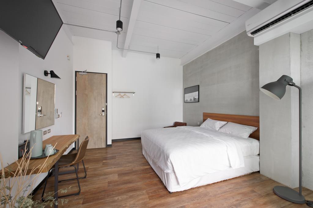 Ox Suites Kaohsiung Exterior foto